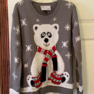 💥3 for $10💥 Adorable Winter Sweater Size Large